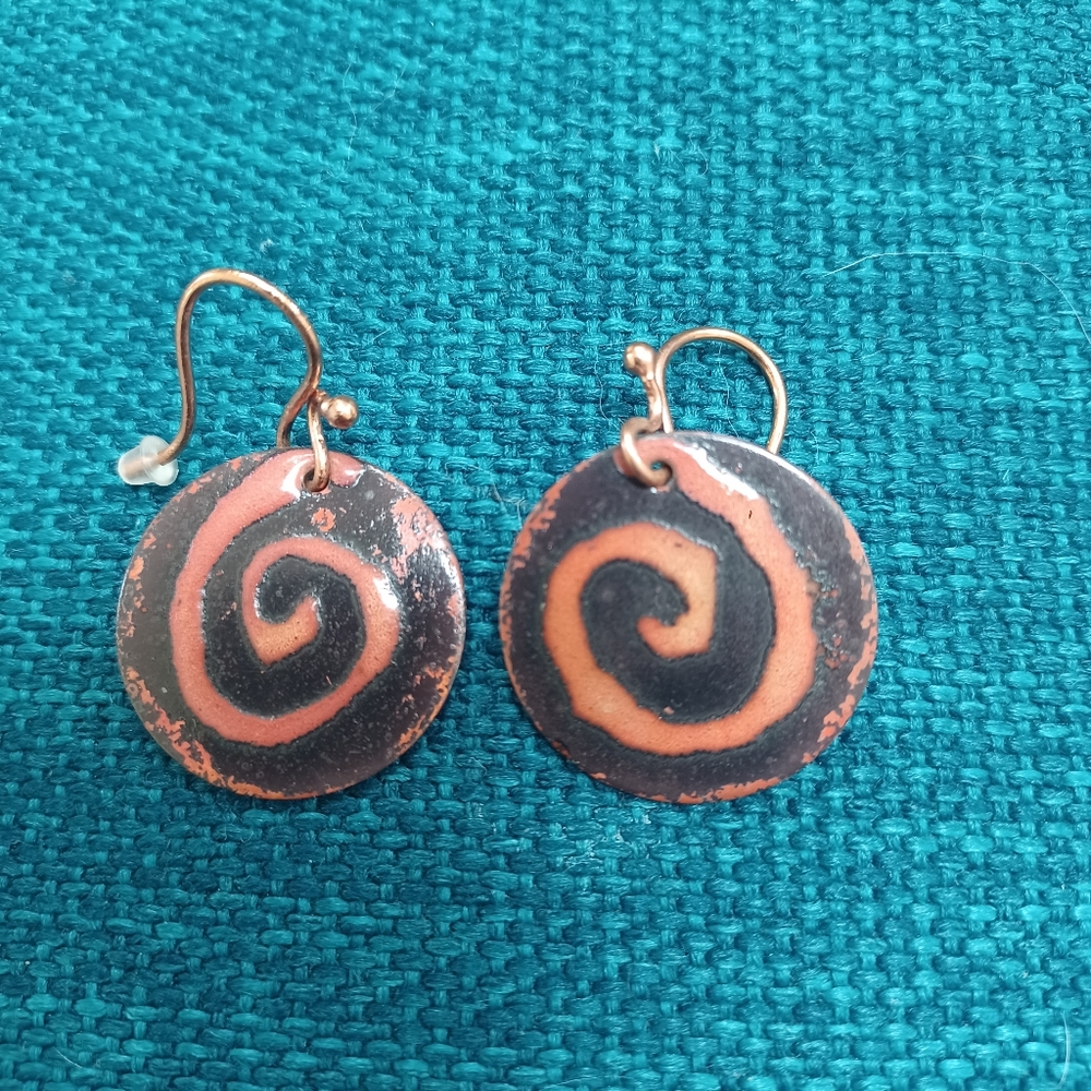 Copper Colored Circle Earrings w/ Swirl